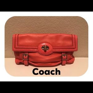 Vintage COACH clutch